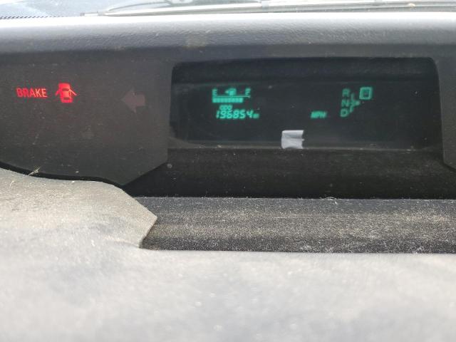 Photo 9 from auction – 2004 TOYOTA PRIUS with VIN JTDKB22U040010435