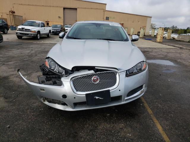 Photo 5 from auction – 2015 JAGUAR XF 2.0T PR with VIN SAJWA0FS9FPU60503