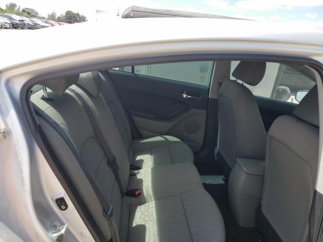 Photo 10 from auction – 2015 KIA FORTE LX with VIN KNAFK4A6XF5369665