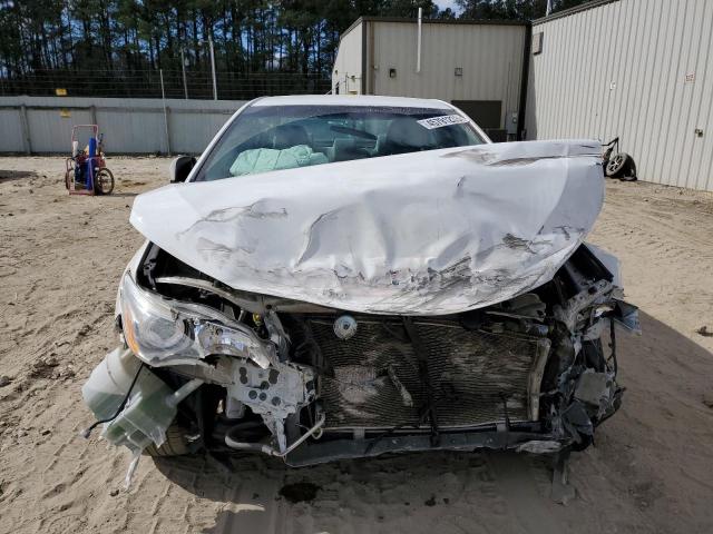 Photo 5 from auction – 2017 TOYOTA CAMRY LE with VIN 4T1BF1FKXHU687199