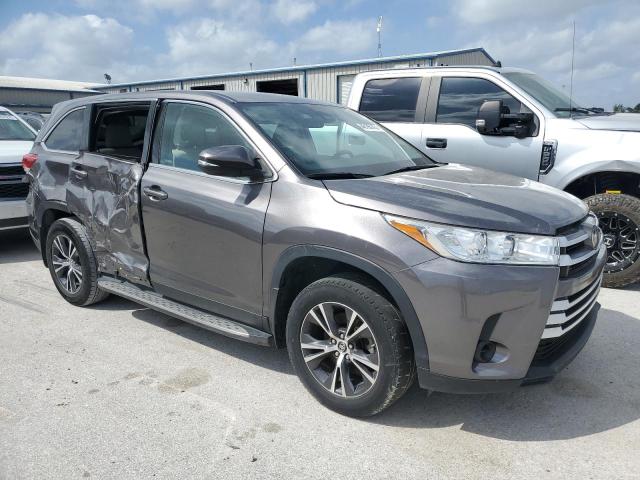 Photo 4 from auction – 2019 TOYOTA HIGHLANDER with VIN 5TDZARFH2KS042711