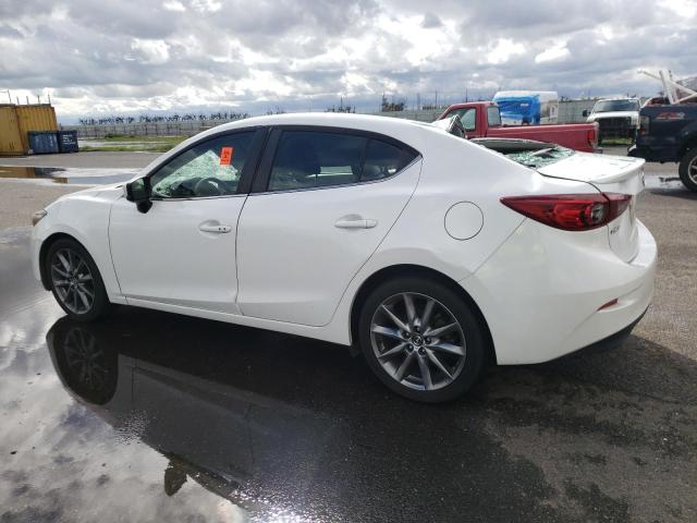 Photo 2 from auction – 2018 MAZDA 3 TOURING with VIN 3MZBN1V37JM176008
