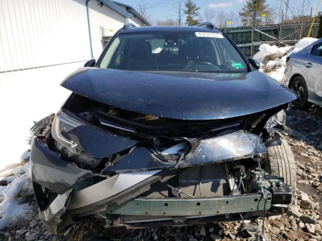 Photo 5 from auction – 2017 TOYOTA RAV4 XLE with VIN JTMRFREV9HJ716173