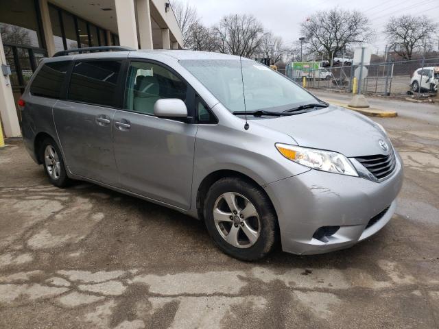 Photo 4 from auction – 2014 TOYOTA SIENNA LE with VIN 5TDKK3DC1ES488565