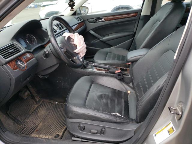 Photo 7 from auction – 2012 VOLKSWAGEN PASSAT SEL with VIN 1VWCH7A33CC030181