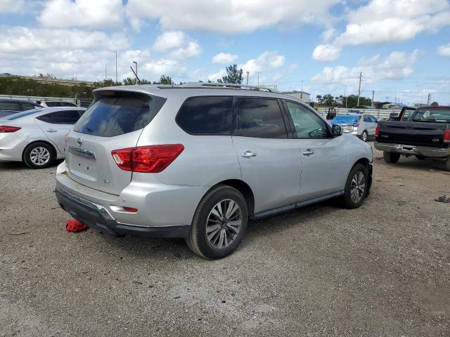 Photo 3 from auction – 2017 NISSAN PATHFINDER with VIN 5N1DR2MN4HC664073