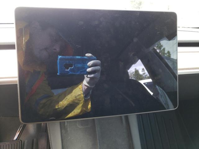 Photo 9 from auction – 2021 TESLA MODEL Y with VIN 5YJYGDEE9MF161545