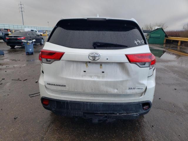 Photo 6 from auction – 2018 TOYOTA HIGHLANDER with VIN 5TDJZRFH1JS853579