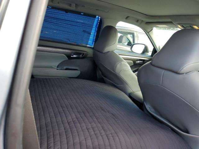 Photo 11 from auction – 2021 TOYOTA HIGHLANDER with VIN 5TDEBRCH8MS055093