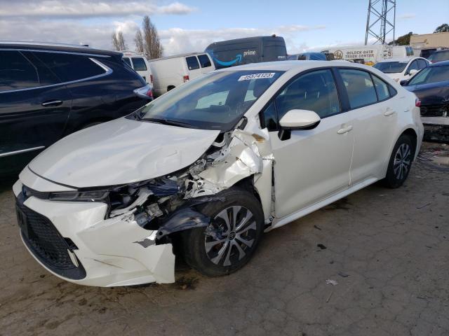 TOYOTA COROLLA LE 2021 with VIN JTDEAMDE4MJ030358 - Photo from auction