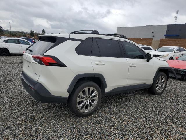 Photo 3 from auction – 2021 TOYOTA RAV4 XLE P with VIN 2T3C1RFV4MW153435