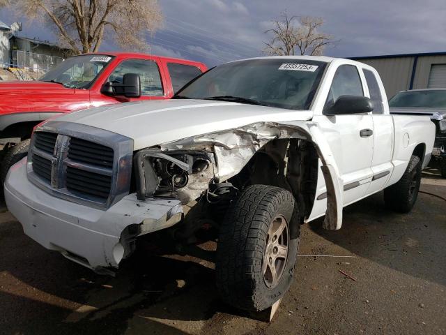 DODGE DAKOTA SLT 2007 with VIN 1D7HE42K47S137330 - Photo from auction
