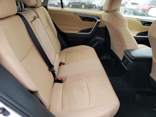 Photo 11 from auction – 2019 TOYOTA RAV4 LE with VIN 2T3MWRFV1KW012115