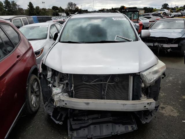 Photo 5 from auction – 2011 TOYOTA HIGHLANDER with VIN 5TDZK3EH6BS041086