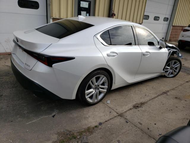Photo 3 from auction – 2022 LEXUS IS 300 with VIN JTHAA1D20N5122885