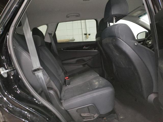 Photo 11 from auction – 2018 KIA SORENTO LX with VIN 5XYPG4A32JG407582