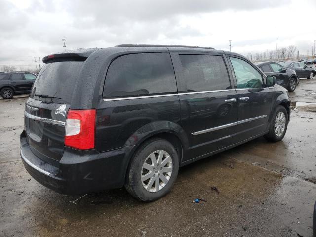 Photo 3 from auction – 2016 CHRYSLER TOWN & COU with VIN 2C4RC1BG8GR158357