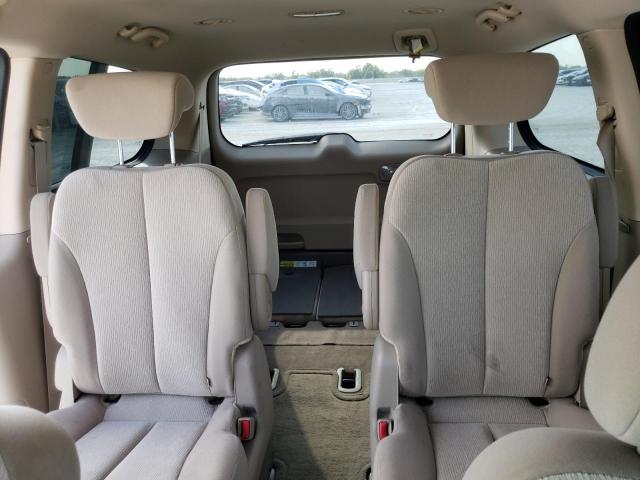 Photo 10 from auction – 2010 KIA SEDONA LX with VIN KNDMG4C30A6329774