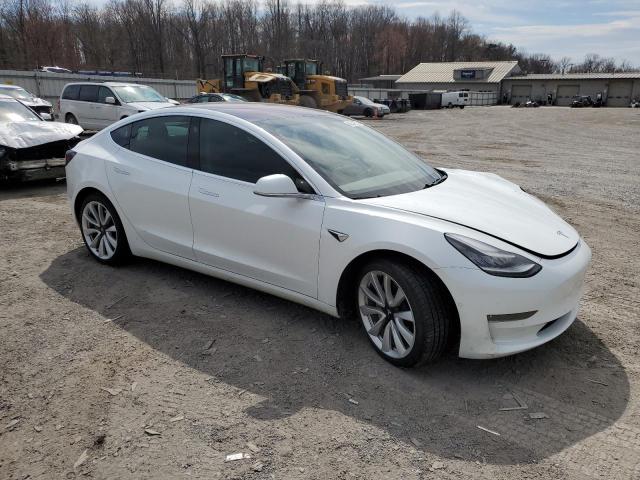 Photo 4 from auction – 2018 TESLA MODEL 3 with VIN 5YJ3E1EB0JF117613