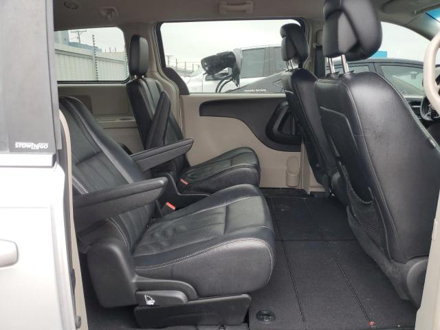 Photo 11 from auction – 2012 CHRYSLER TOWN & COU with VIN 2C4RC1BG0CR186924