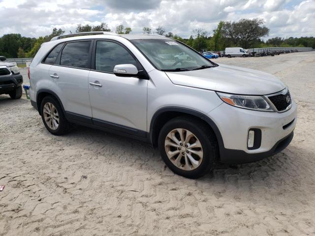 Photo 4 from auction – 2014 KIA SORENTO EX with VIN 5XYKU4A70EG485208