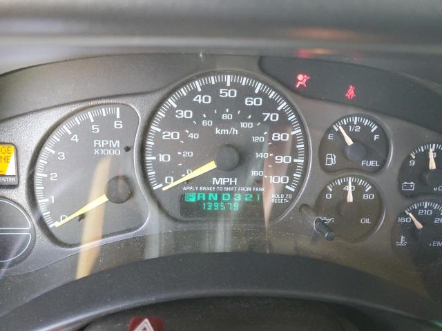 Photo 9 from auction – 2000 CHEVROLET SILVERADO with VIN 1GCEC14V1YZ365741