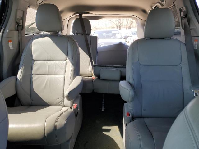 Photo 10 from auction – 2017 TOYOTA SIENNA XLE with VIN 5TDDZ3DC2HS184685
