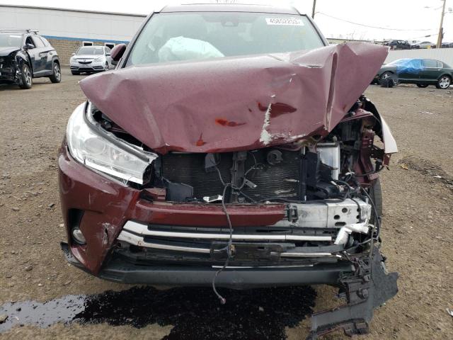 Photo 5 from auction – 2018 TOYOTA HIGHLANDER with VIN 5TDJZRFH4JS499153