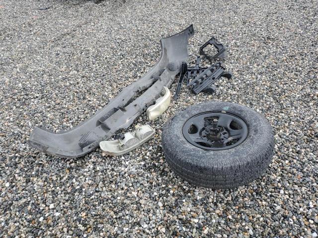 Photo 12 from auction – 2004 GMC NEW SIERRA with VIN 1GTEC19X44Z327540