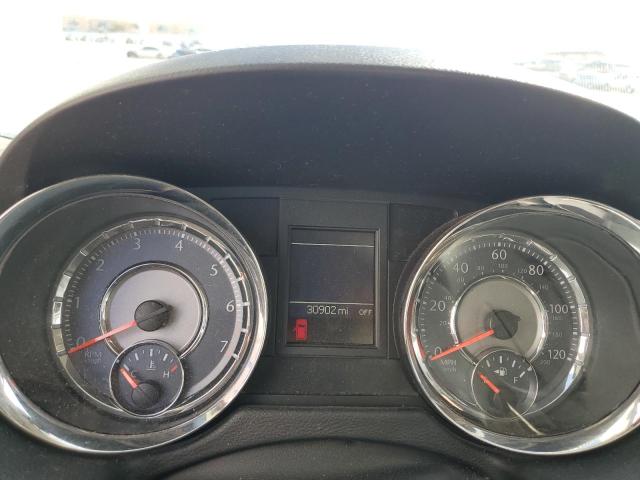 Photo 9 from auction – 2016 CHRYSLER TOWN & COU with VIN 2C4RC1BG8GR290874
