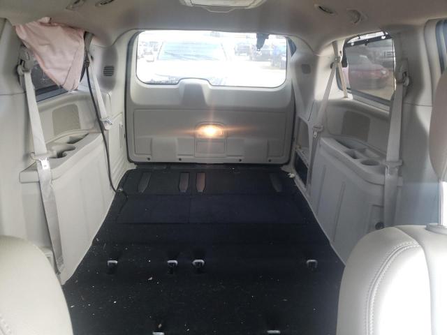 Photo 10 from auction – 2011 CHRYSLER TOWN & COU with VIN 2A4RR8DGXBR650492