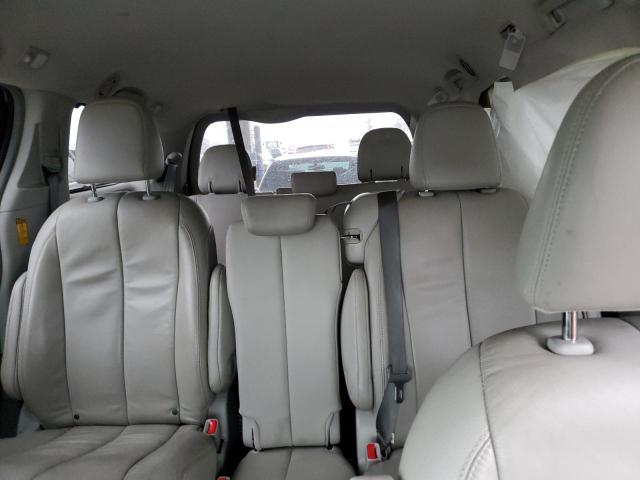 Photo 10 from auction – 2014 TOYOTA SIENNA XLE with VIN 5TDYK3DC1ES411625