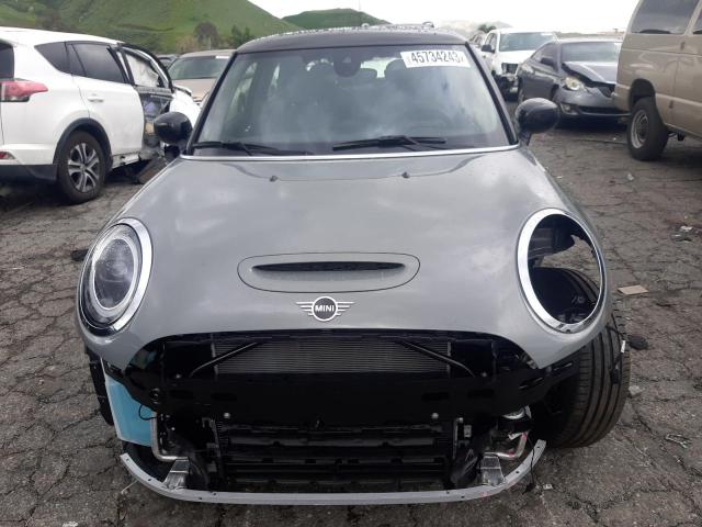 Photo 5 from auction – 2023 MINI COOPER SE with VIN WMW13DJ02P2T39498