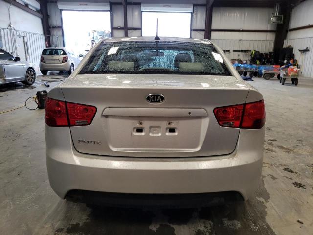 Photo 6 from auction – 2010 KIA FORTE LX with VIN KNAFT4A25A5105143