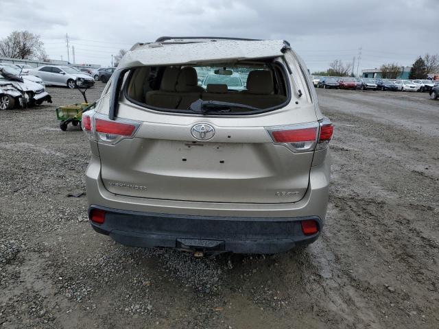 Photo 6 from auction – 2015 TOYOTA HIGHLANDER with VIN 5TDBKRFH9FS200417