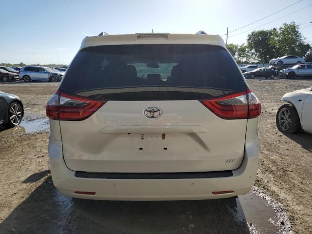 Photo 6 from auction – 2020 TOYOTA SIENNA XLE with VIN 5TDYZ3DC0LS024363