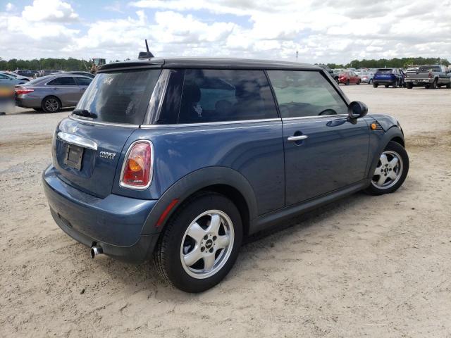 Photo 3 from auction – 2009 MINI COOPER with VIN WMWMF335X9TW78529