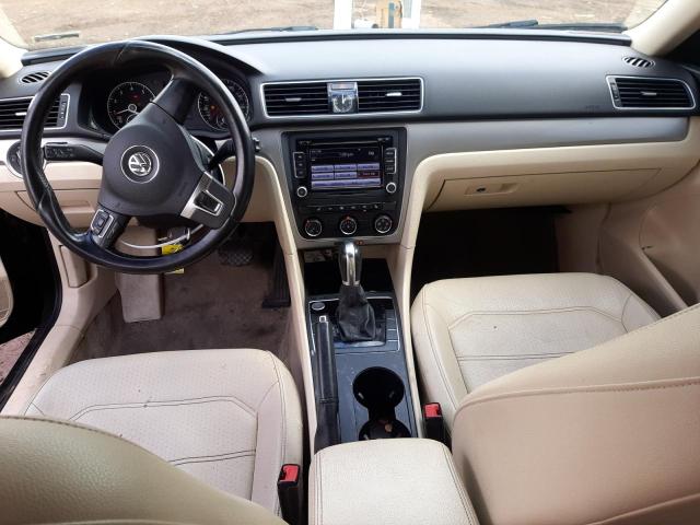 Photo 8 from auction – 2015 VOLKSWAGEN PASSAT S with VIN 1VWAT7A3XFC114556