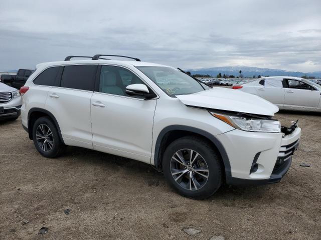 Photo 4 from auction – 2017 TOYOTA HIGHLANDER with VIN 5TDBZRFH0HS449767