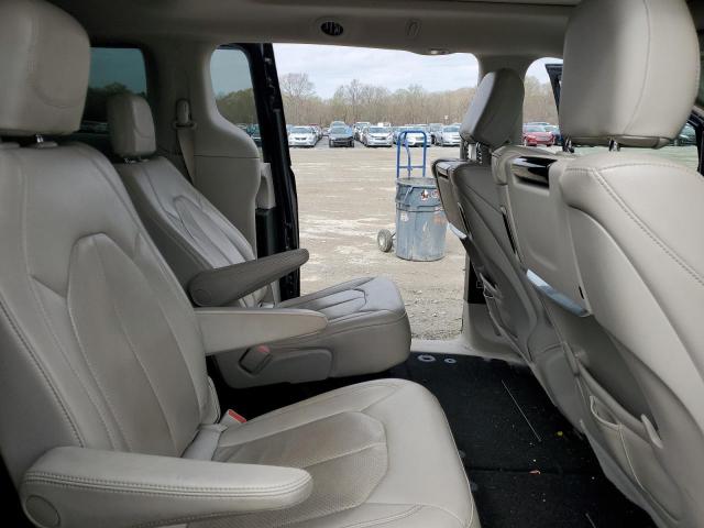 Photo 11 from auction – 2018 CHRYSLER PACIFICA T with VIN 2C4RC1EG4JR106324