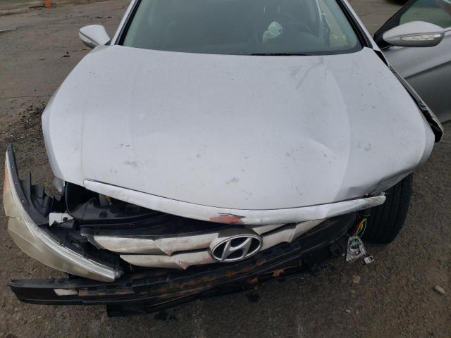 Photo 11 from auction – 2012 HYUNDAI SONATA SE with VIN 5NPEC4AC4CH398382