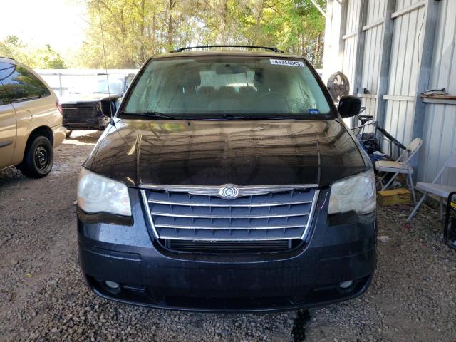 Photo 5 from auction – 2010 CHRYSLER TOWN & COU with VIN 2A4RR5D10AR492916