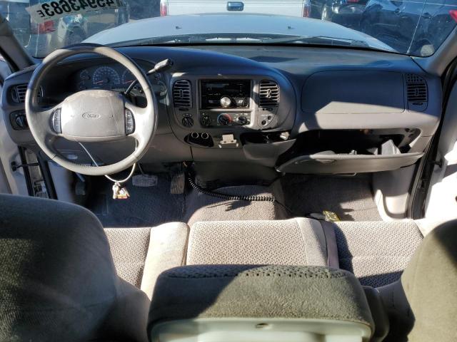 Photo 8 from auction – 2001 FORD F150 with VIN 1FTRX08L41KB45596