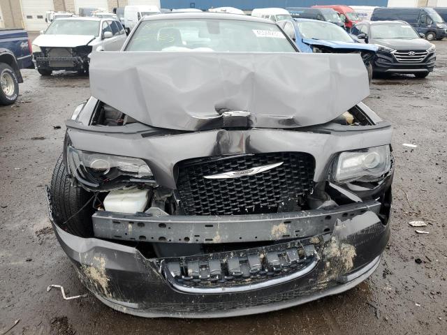 Photo 5 from auction – 2017 CHRYSLER 300 S with VIN 2C3CCAGG8HH599786