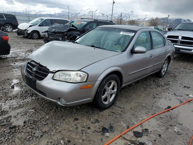 NISSAN MAXIMA GLE 2000 with VIN JN1CA31D3YT548200 - Photo from auction