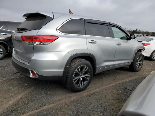Photo 3 from auction – 2017 TOYOTA HIGHLANDER with VIN 5TDBZRFH6HS403487