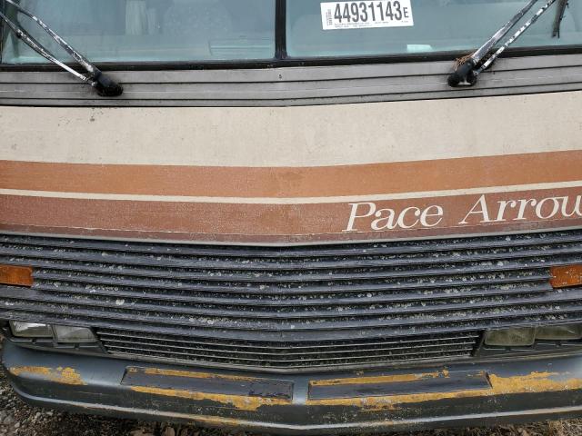 Photo 7 from auction – 1988 PACE MOTORHOME with VIN 1GBKP37W3H3337843