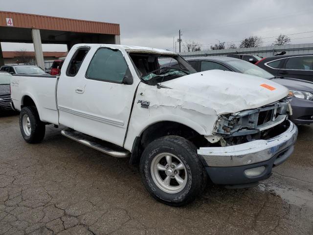 Photo 4 from auction – 2000 FORD F150 with VIN 1FTRX18W1YNB58640