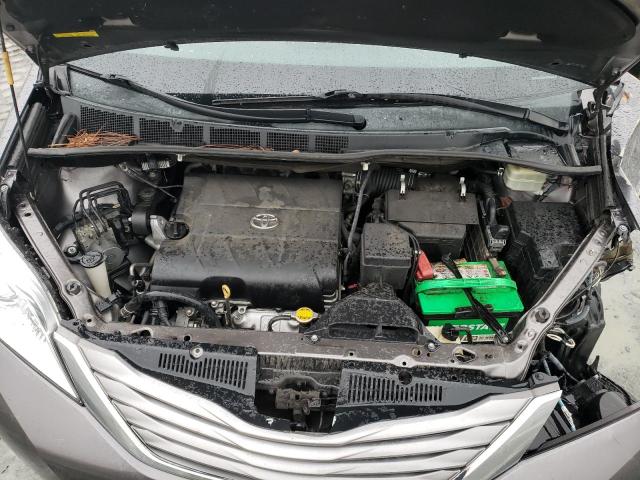 Photo 12 from auction – 2015 TOYOTA SIENNA XLE with VIN 5TDYK3DC6FS618559