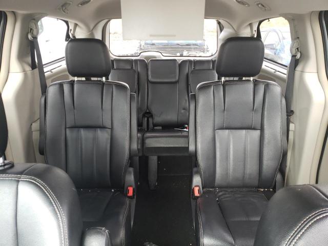 Photo 10 from auction – 2015 CHRYSLER TOWN & COU with VIN 2C4RC1BG7FR697938